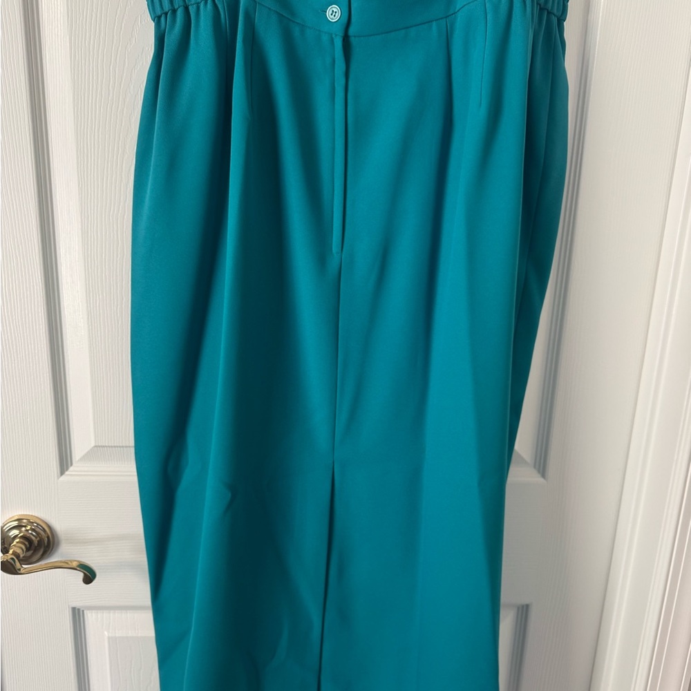 Teal Embellished Skirt Suit Set - Picture 13 of 13